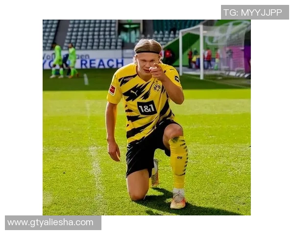 足球场上10号球星的传奇故事与团队核心价值解析